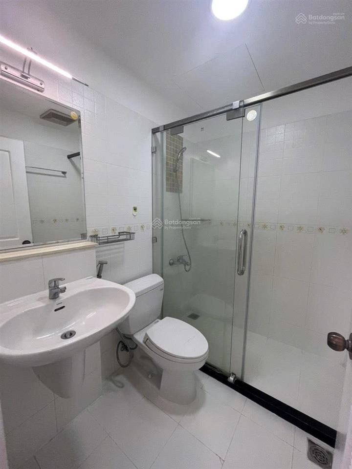 Căn hộ vị trí góc view hồ bơi đang có hd thuê khu sky garden phú mỹ hưng quận 7