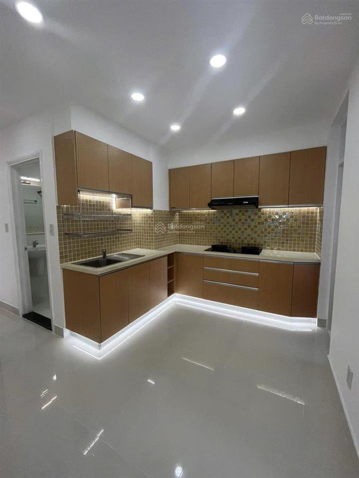 Căn hộ vị trí góc view hồ bơi đang có hd thuê khu sky garden phú mỹ hưng quận 7