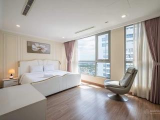 Cần bán nhanh căn hộ cantavil an phú, 120m2, 3pn, ban công rộng, giá 8 tỷ, giao thông thuận tiện