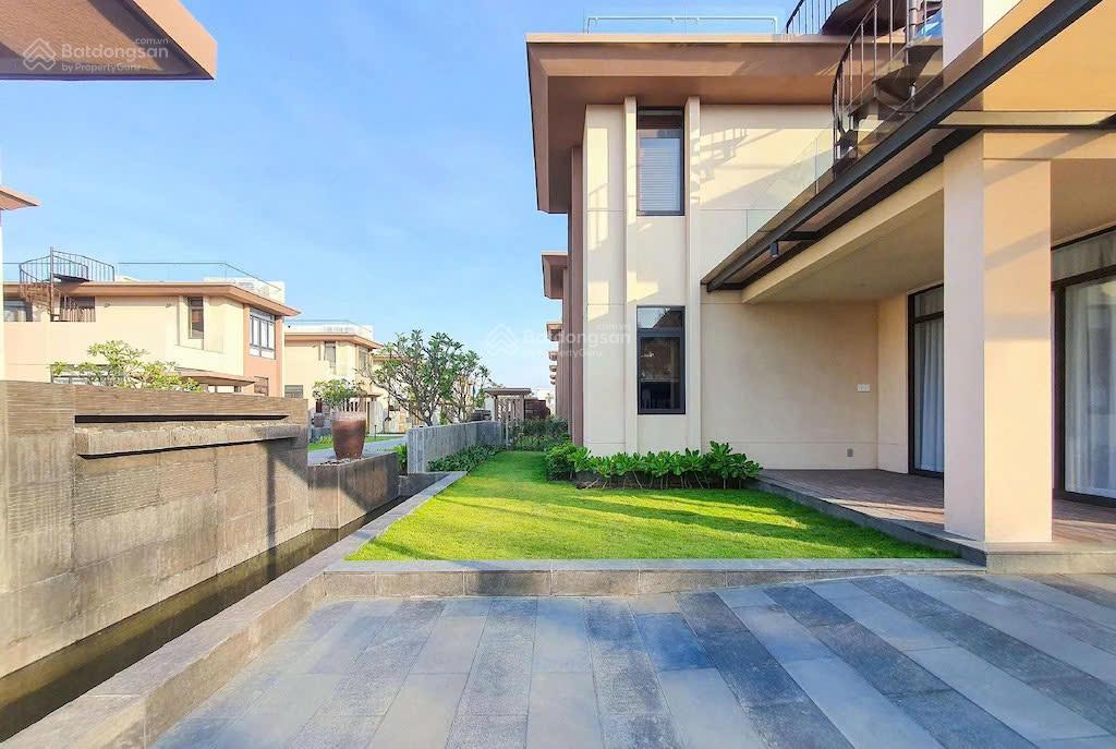 Chính chủ gửi bán căn gần sát biển cam ranh mystery villa, sở hữu lâu dài.  0707 520 *** giang