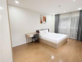 Cho thuê căn hộ penthouse happy valley 5 phòng ngủ đủ nội thất