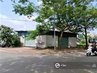 Chính chủ cho thuê lô góc 150m2 kho tt trâu quỳ, xe container đỗ 24/7 chuyển vào được ngay