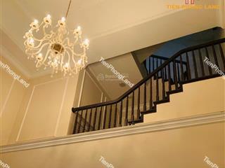 Cho thuê biệt thự 4pn, 3wc, 210m2 tại mailand hanoi city, giá tốt 20 triệu vnd