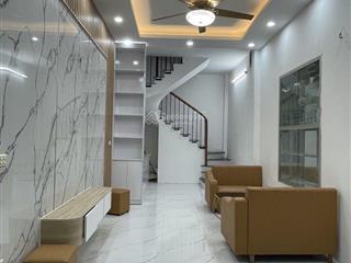 Hoàng văn thái 26m2, 4 tầng, 6 tỷ 6, mới đẹp ở luôn