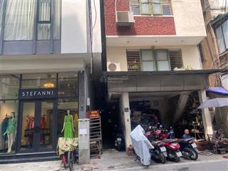 Chính chủ cần tiền bán nhà sổ đỏ riêng trung tâm đống đa hà nội 5 tầng mặt tiền 3,2m giá 3,8 tỷ
