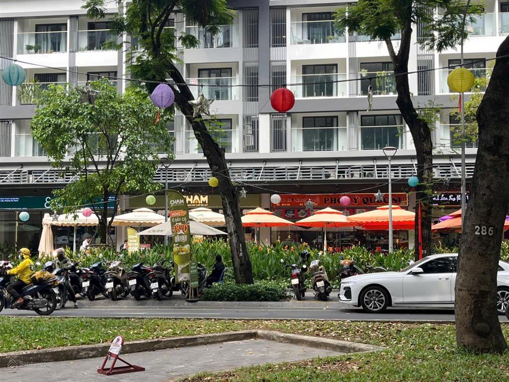 Shophouse celadon city 535.5m2 trục đại lộ 62m. hđ thuê 5 năm mua trực tiếp cđt ,kinh doanh sầm uất