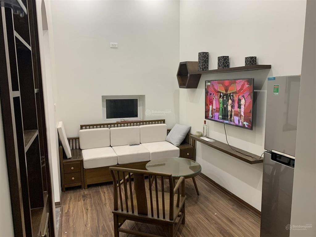 Chính chủ cho thuê cc mini 2pn, 1wc, diện tích 45m2, tại số 24 phố thuốc bắc, hoàn kiếm, hà nội