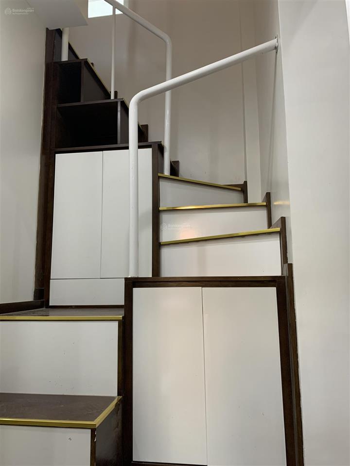 Chính chủ cho thuê cc mini 2pn, 1wc, diện tích 45m2, tại số 24 phố thuốc bắc, hoàn kiếm, hà nội