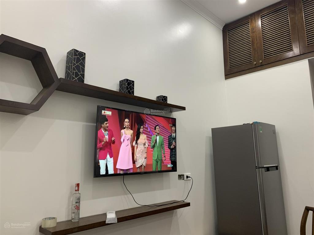 Chính chủ cho thuê cc mini 2pn, 1wc, diện tích 45m2, tại số 24 phố thuốc bắc, hoàn kiếm, hà nội