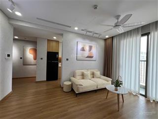 Cần bán căn hộ vinhomes trần duy hưng tầng trung 66 m2 2 ngủ giá 7.35 tỷ (2 ngủ 2 vs 8.8 tỷ) có sổ