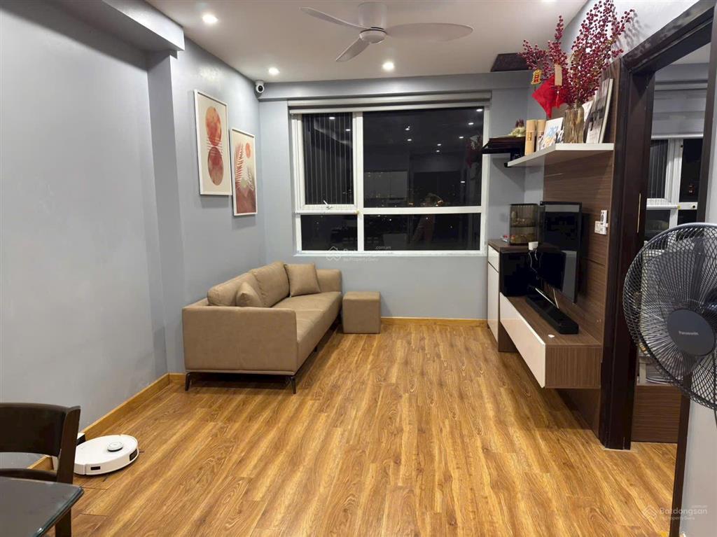 Bán căn hộ chung cư samsora premier, 4.8 tỷ, 60m2, 2pn, 2wc sẵn sổ full đồ view hồ