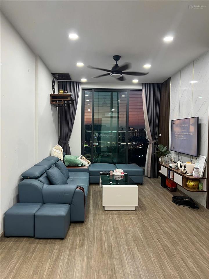 Bán căn hộ 75m2 tại goldsilk complex, 6 tỷ 2pn, 2wc, đầy đủ nội thất, bc đông nam