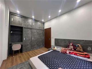 Bán nhà nguyễn ngọc vũ, 100m2  7 tầng, vừa ở vừa kinh doanh