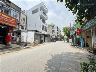 Bán gấp mảnh đất mặt đường tỉnh lộ 422b. diện tích 352m2, mặt tiền 8m