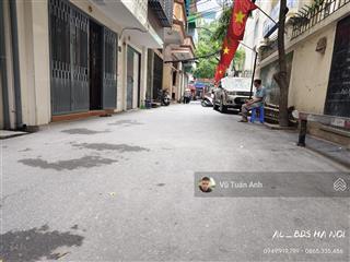 Bán nhà phân lô, oto vào nhà, kinh doanh tại quân nhân