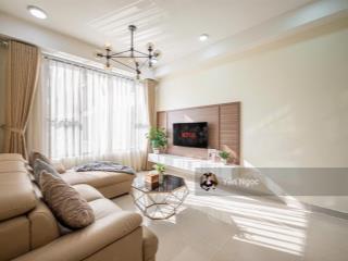Bán căn hộ 93m2 the tresor giá 8.8 tỷ bao hết. trừ sổ 5% vào giá bán cho khách