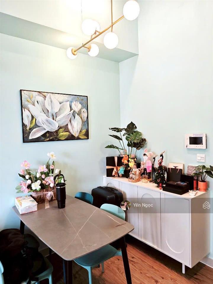 Bán căn officetel chung cư river gate, 4 tỷ, 46,4m2, giá ưu đãi đẹp, nhiều tiện ích