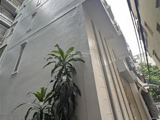 Bán nhà ngõ 79 trần cung gần ngã tư hoàng quốc việt lô góc 2 thoáng nhà đẹp sẵn ở cực gần 38m