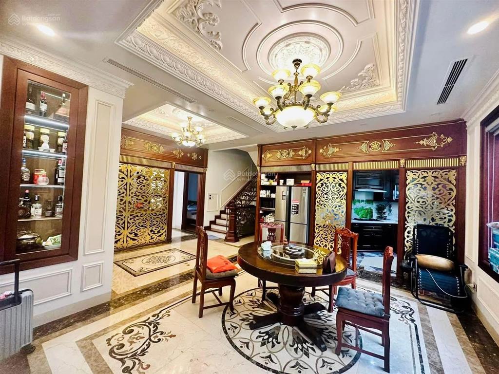 Biệt thự mặt hồ văn quán, hà đông 225m2 x 3t x mt 30m, ô tô tránh, kinh doanh, giá chỉ 86 tỷ