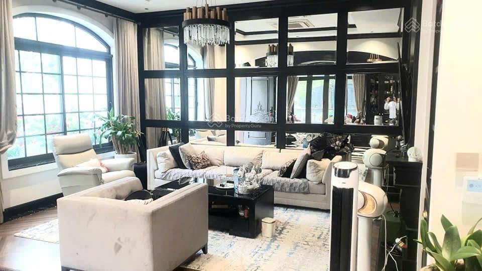 Chính chủ bán biệt thự lô góc trục chính khu k ciputra tây hồ, 250m x 5 tầng x mt 25m giá 135 tỷ