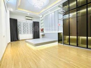 Nguyễn văn cừ  nguyên căn 5 tầng  gara ô tô  ở +kd