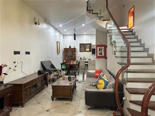 Tư đình  nguyên căn 65m2 4 tầng  full đồ  ô tô  13tr/th