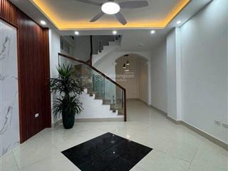 Ngô gia tự  nguyên căn 50m23 tầng  9tr