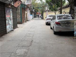 Bán gấp nhà 60m2 ngõ ô tô tránh nhau  xốm, giáp đh đại nam giá chỉ hơn 9 tỷ