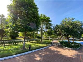 Bt góc vip vin smart city 363m2 x 3.5 tầng  tặng công viên 600m2  gần hồ  ở đỉnh như resort
