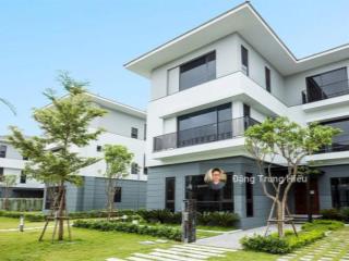 Biệt thự mailand  full đồ đẹp đẳng cấp  ở ngay  gần hồ  236m2 x 3 tầng  giá hợp lý