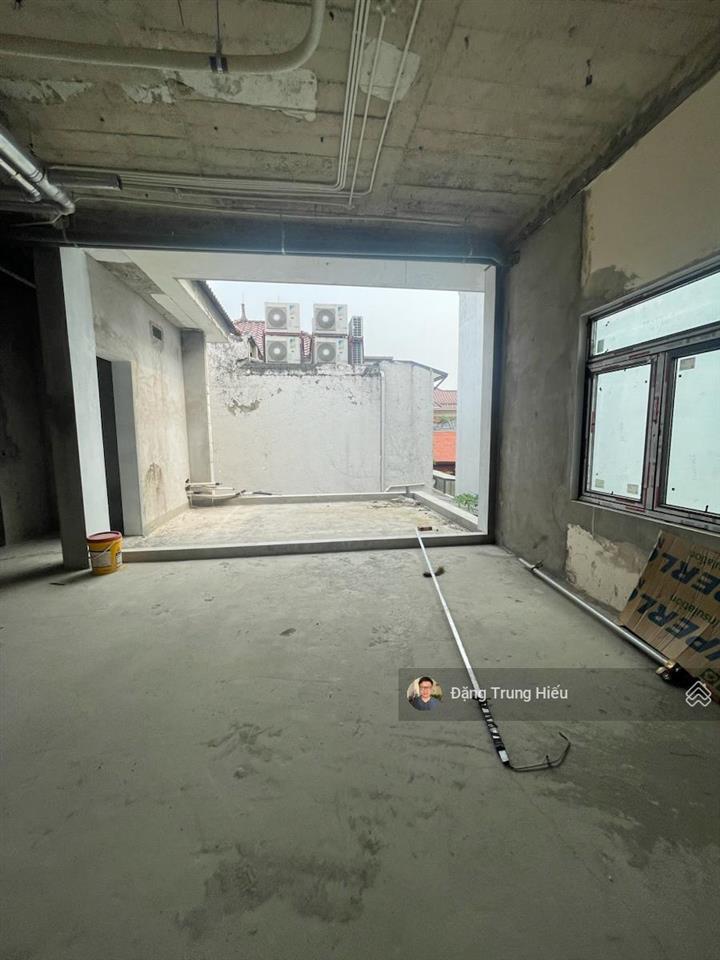 Choáng váng!!! biệt thự mặt  hồ nam an khánh  view hồ điều hòa, giá chỉ 135tr/m  sổ đẹp