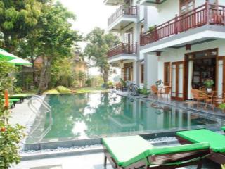 Villa view sông  view làng rau trà quế  gần phố cổ hội an  dt 924m2  dòng tiền ổn định
