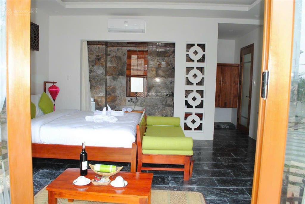 Villa view sông  view làng rau trà quế  gần phố cổ hội an  dt 924m2  dòng tiền ổn định