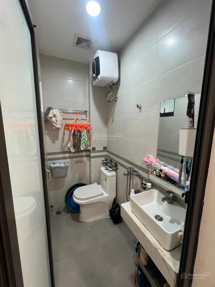 Bán ccmn mới tinh cạnh royal pico  đã làm sổ từng căn  chỉ 2,2xx tỷ