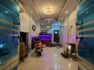 Bán nhà phố lò đúc  mặt ngõ nông  vài bước ra mặt phố  32m2 x 5 tầng nhỉnh 8 tỷ