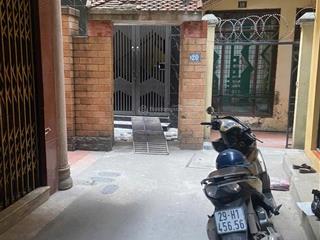 Ccmn 81m2*6 tầng 10 pkk  phố phạm ngọc thạch tt đống đa  720 triệu/năm 0985 818 ***