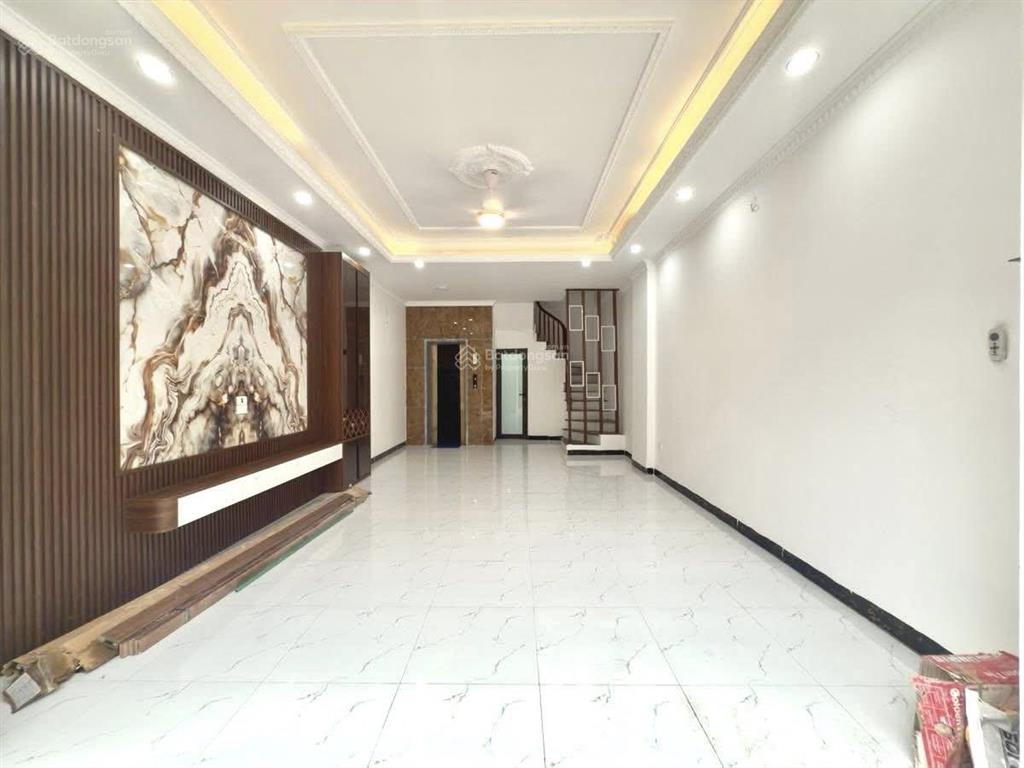 40 m2*5t*11.95 tỷ dương văn bé, vĩnh hưng, ô tô, kd,thang máy, 0985 818 ***.