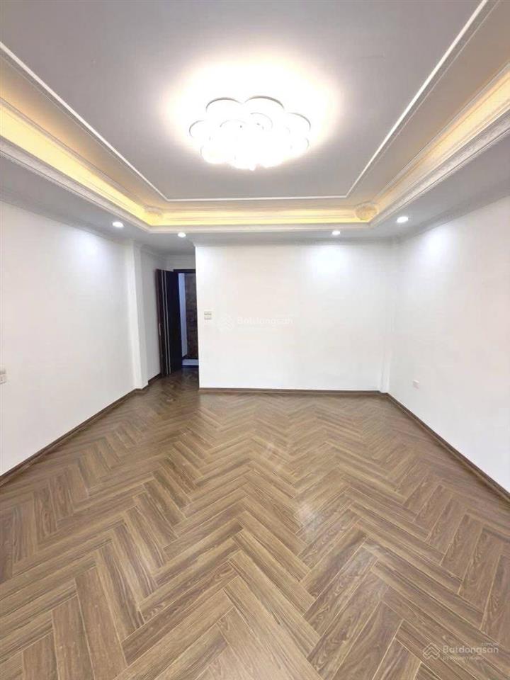 40 m2*5t*11.95 tỷ dương văn bé, vĩnh hưng, ô tô, kd,thang máy, 0985 818 ***.