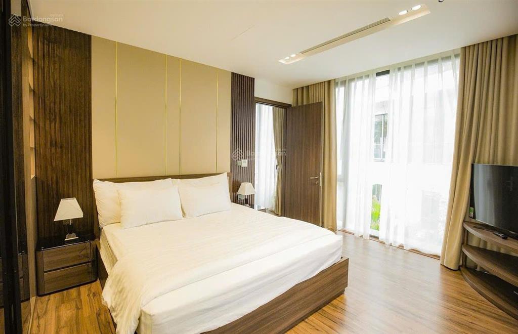 Villa 2 mặt thoáng 163m², mặt hướng hồ đại lải, lưng tựa rừng thông, sân vườn, bể bơi to 15,8 tỷ