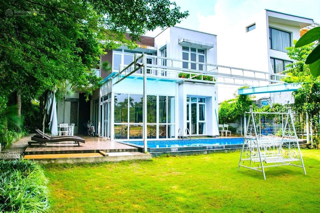 Biệt villa 3 mặt thoáng view hồ thiên yến 303m² sổ đỏ lâu dài, giá 21,5 tỷ (rẻ hơn mua đất không)