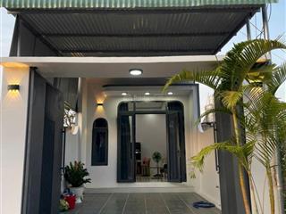 Bán nhà mới xây sổ riêng thổ cư, gần quốc lộ 1a, xã đông hoà, trảng bom
