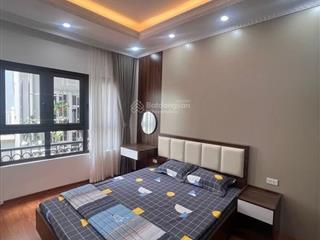 Bán nhà phố thụy khuê  nhà đẹp long lanh , kinh doanh đỉnhgần phố, ngõ thông thẳng ra hồ tây.