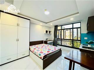 Tòa căn hộ dịch vụ cầu giấy, lô góc 2 thoáng, 19 phòng, dòng tiền 1.1 tỷ/năm, gần ô tô, 80m