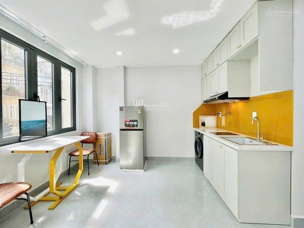 Tòa căn hộ dịch vụ nguyên hồng 22 phòng, dòng tiền 8%, 20m ra ô tô tránh, pccc, 84m