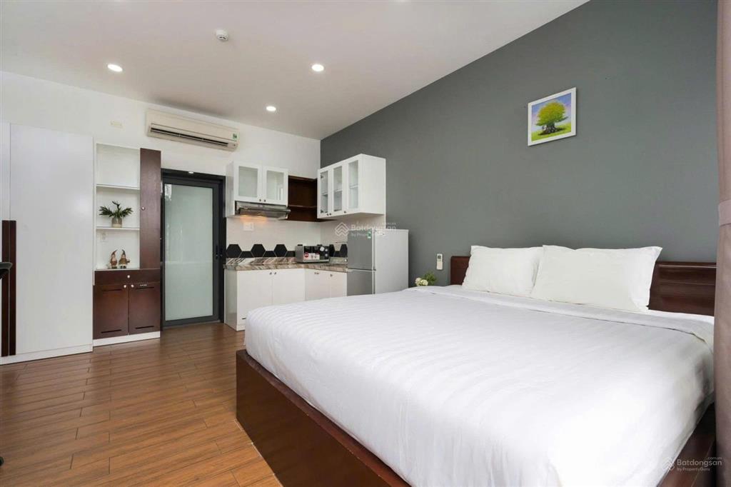 Bán tòa nhà dòng tiền quan nhân dòng tiền 1.1 tỷ, 18 phòng khép kín, ba gác, full pccc, 82m2