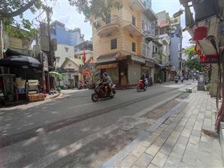 NHÀ CHÍNH CHỦ - GIÁ TỐT - Vị Trí Đẹp Tại Yên Phụ, Tây Hồ, TPHN