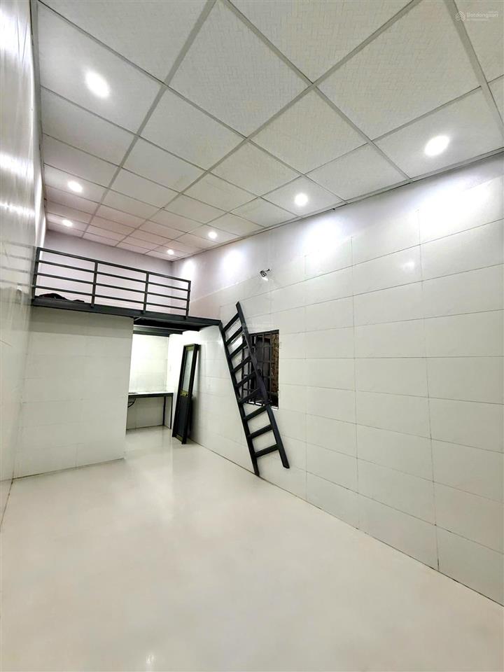 Phòng trọ mới xây có nội thất ( điều hoà, nóng lạnh, máy giặt) đường gần ngay chợ thanh vinh 25m2