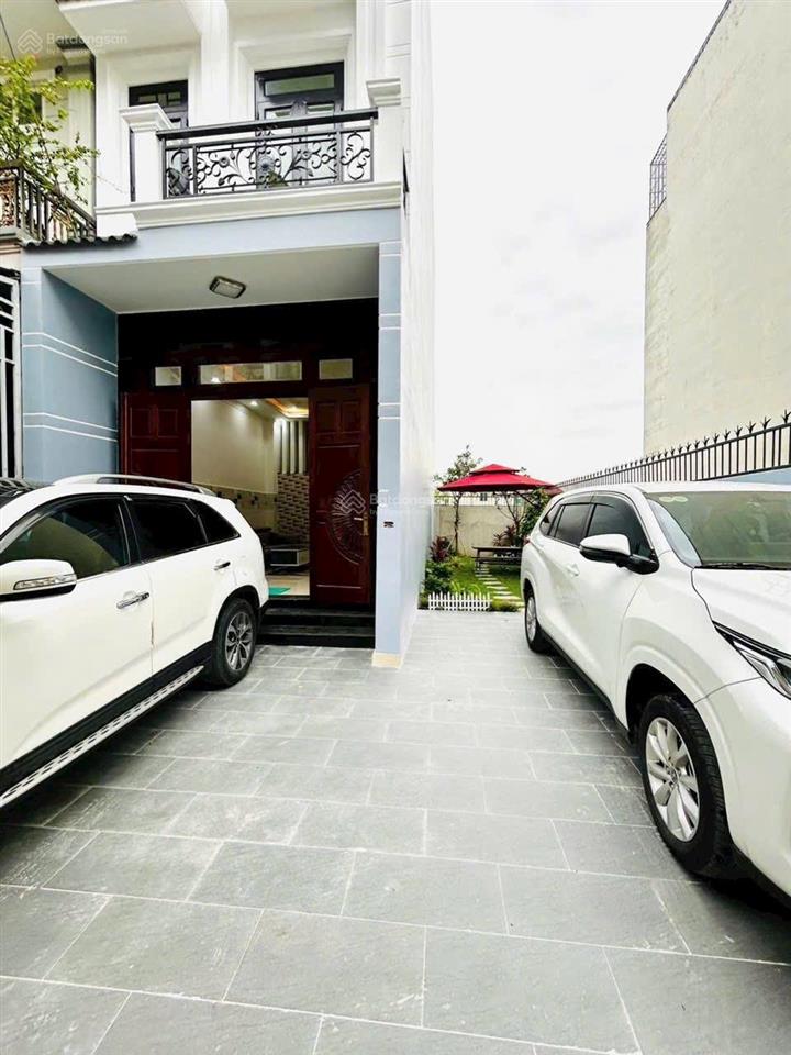 Bán nhà phố sân vườn mới full nội thất thạnh xuân 22, q12. dt 7,7x19 khu đồng bộ đường 8m, 8tỷ3