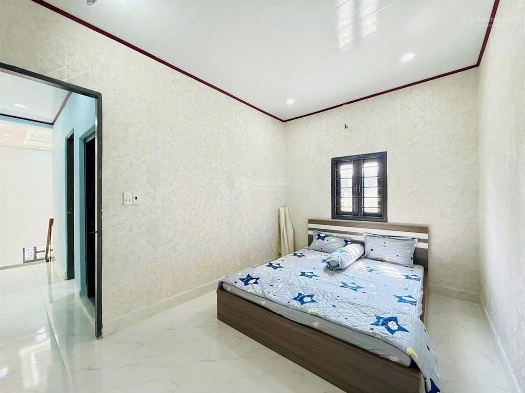 Chỉ 4tỷ350tr nhà hẻm ôtô ngay thạnh xuân 22, quận 12. dt4,2x13 1tr 1lửng 3pn. full nội thất