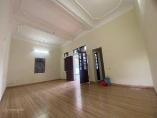 Nhà 3 tầng, 112m2 oto vào tại lương quy, thư lâm